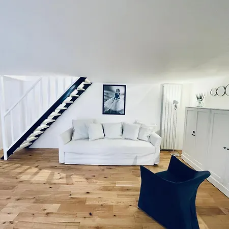 Apartment Orti 12 - Crocetta-missori Cozy In Center! Milan